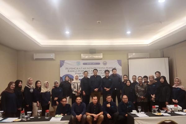 Diklat Peningkatan Kompetensi Penilik Bangunan Dalam Pengawasan dan Penilaian Teknis Bangunan Gedung