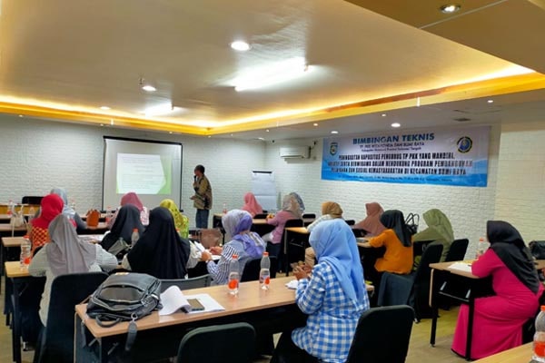 Penguatan Peran Strategis Pengurus TP PKK Kecamatan Bumi Raya: Mandiri, Kreatif, dan Berwibawa dalam Mendukung Pembangunan dan Pelayanan Sosial Kemasyarakatan