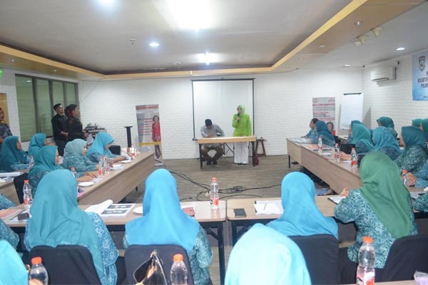 Mendorong Kemandirian dan Kreativitas TP PKK Kecamatan Bohodopi dan Bungku Tengah dalam Mewujudkan Pembangunan dan Kesejahteraan Sosial Masyarakat