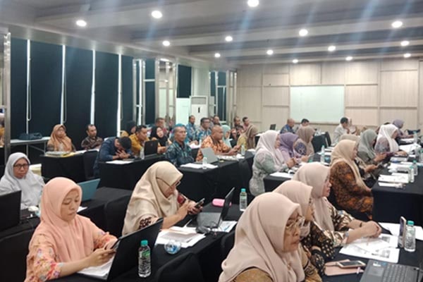 Bimtek Penyusunan Rencana Kerja Cascading Serta Penyesuaian Aplikasi Sistem Informasi Kepegawaian Nasional