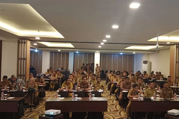 Mendagri Tito Karnavian Mengatakan Kebijakan Efisiensi Anggaran Sebenarnya Tidak Melarang Pemerintah Daerah Untuk Berkegiatan di Hotel dan Restoran