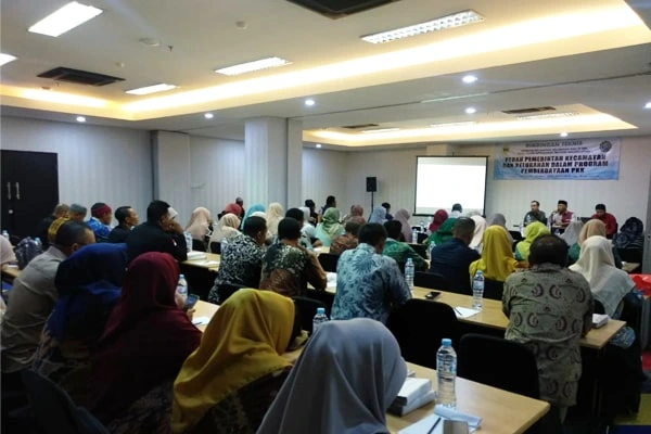 Kemendagri Godok Aturan Baru, Perkuat Operasional Kopdeskel Merah Putih
