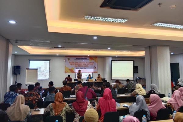 Bimtek Digitalisasi Layanan Kelurahan Untuk Meningkatkan Efisiensi dan Transparansi
