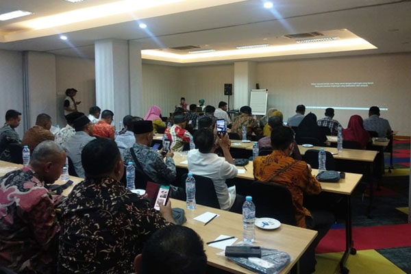Manajemen Pengelolaan Sampah Terpadu dan Bank Sampah Yang Berwawasan Lingkungan