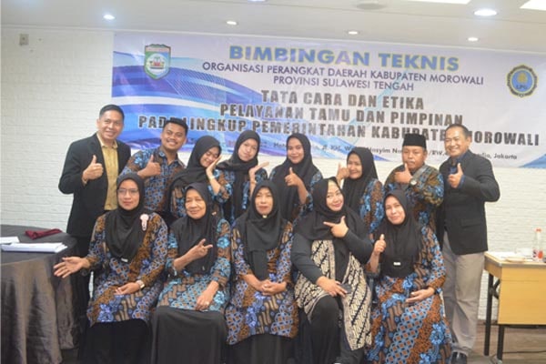 Bimtek Tata Cara dan Etika Pelayanan Tamu dan Pimpinan (Table Manner)